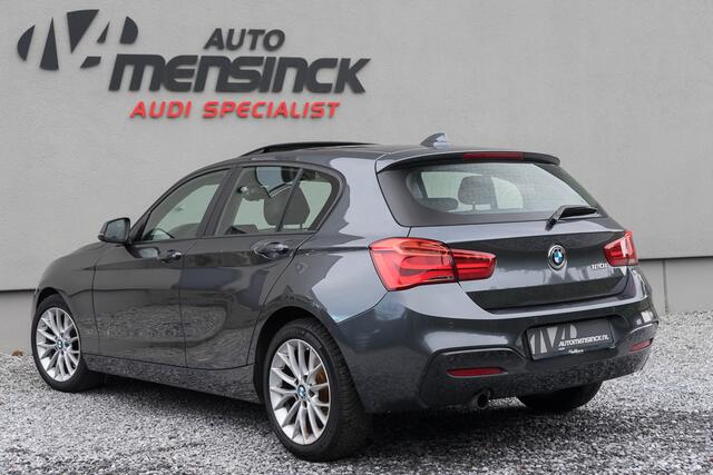 BMW 1-SERIE 120i M Sport / Touch Navigatie/ Cruise Control/ Schuif-/kanteldak/ 130kW (177PK)