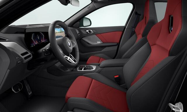 BMW 1-SERIE 5-deurs 120 | M-Sport Pro | 19'' | Driv. Ass. Prof. | Harman/Kardon | Shadow Line