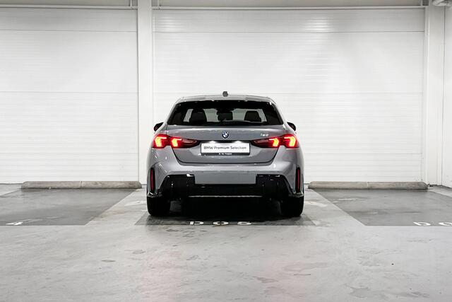 BMW 1-SERIE 120 | M-Sport | Innovation Pack | Head-up Display | Harman/Kardon | Comfort Access