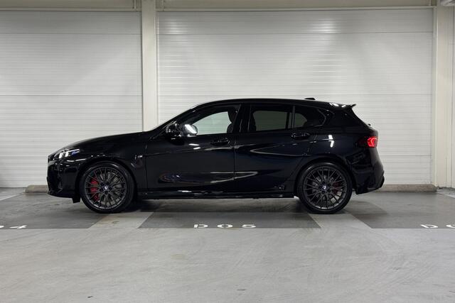 BMW 1-SERIE 123 xDrive | M-Sport Pro | Innovation Pack | Head-up Display | Harman/Kardon | Comfort Access