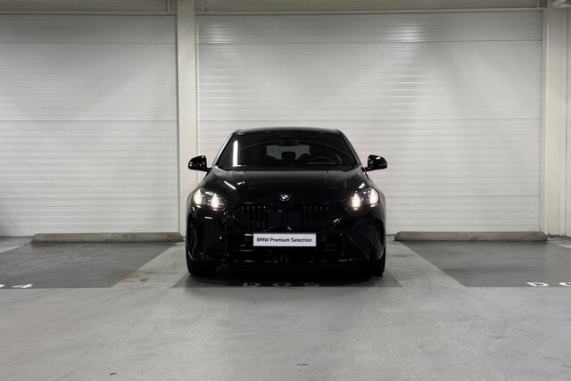 BMW 1-SERIE 123 xDrive | M-Sport Pro | Innovation Pack | Head-up Display | Harman/Kardon | Comfort Access