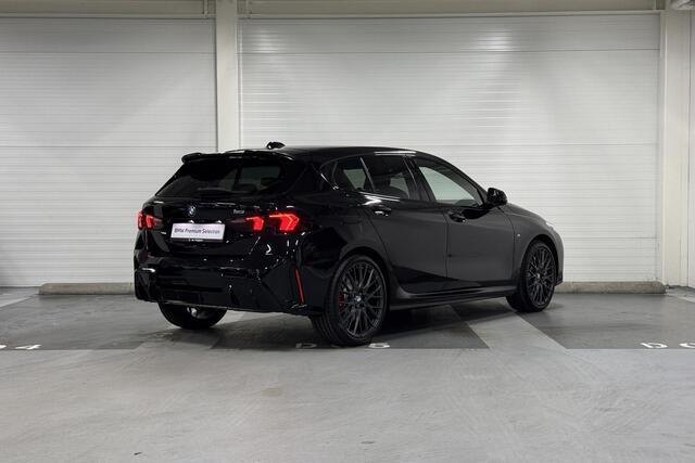 BMW 1-SERIE 123 xDrive | M-Sport Pro | Innovation Pack | Head-up Display | Harman/Kardon | Comfort Access