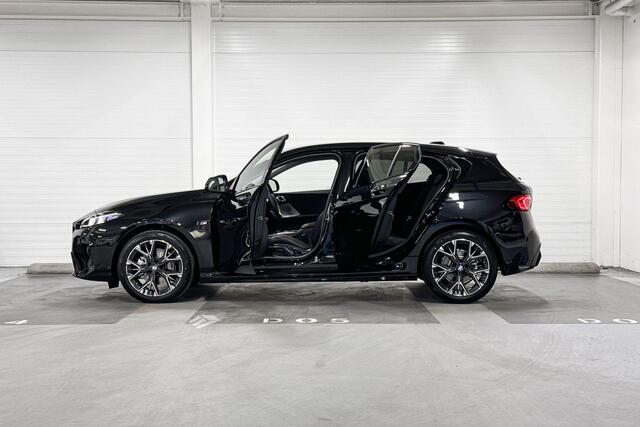 BMW 1-SERIE 120 | M-Sport Design | Premium Pack | Driving Assistant | Adaptive Led | Comfort Access