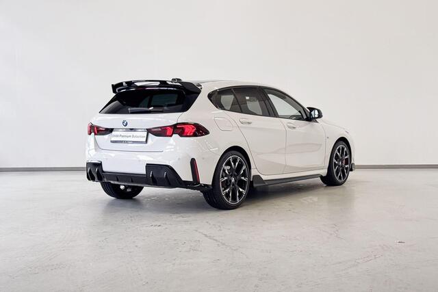 BMW 1-SERIE 120 Premium Pack M Sportpakket Pro Aut. - Beschikbaar vanaf: Juli 2025