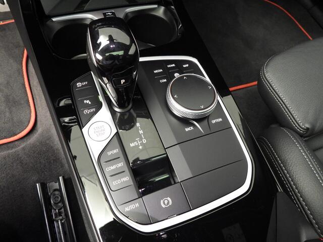 BMW 1-SERIE 5-deurs 128ti | M-Sportpakket | LED | Leder | HUD | Schuifdak | Elektr. zetels | Keyles go | DAB | Hifi speakers | Alu 18 inch