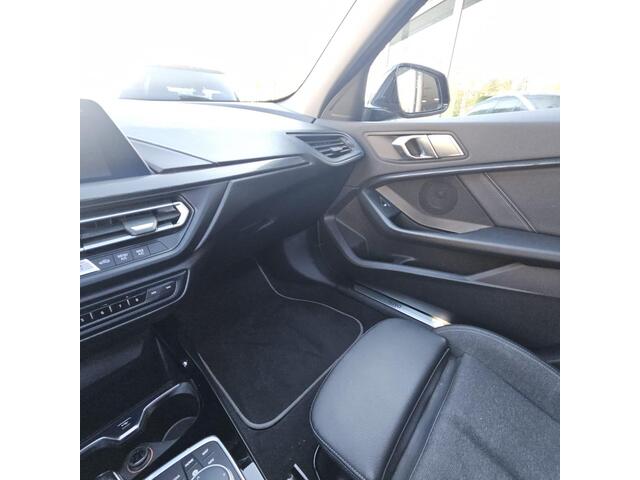 BMW 1-SERIE 118i M Corporate Executive