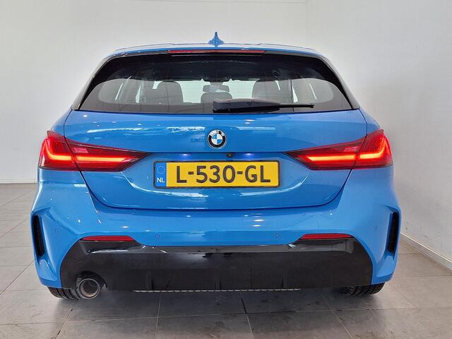 BMW 1-SERIE 118i Executive Edition | M Sport | Keyless | Stoelverwarming | Achteruitrijcamera | Apple Carplay/Android Auto | 1e eigenaar!