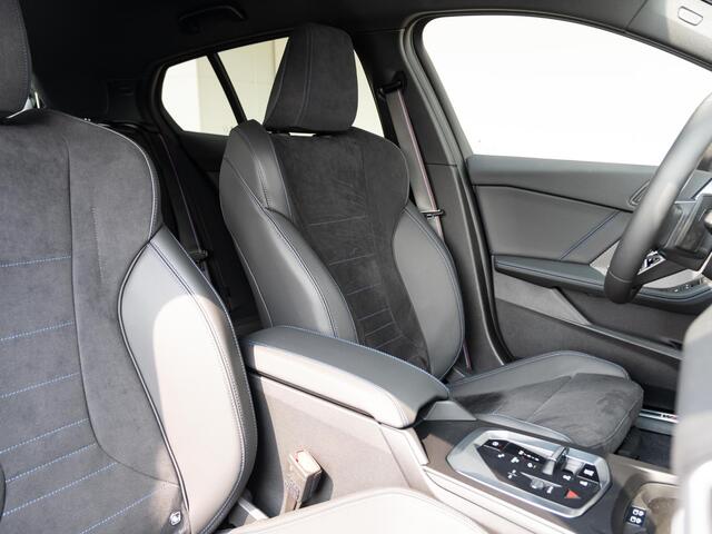 BMW 1-SERIE 120 | M Sportpakket Pro | Premium Pack | Verwarmd Stuurwiel | Comfort Access | Achteruitrijcamera | Stoelverwarming | Harman-Kardon