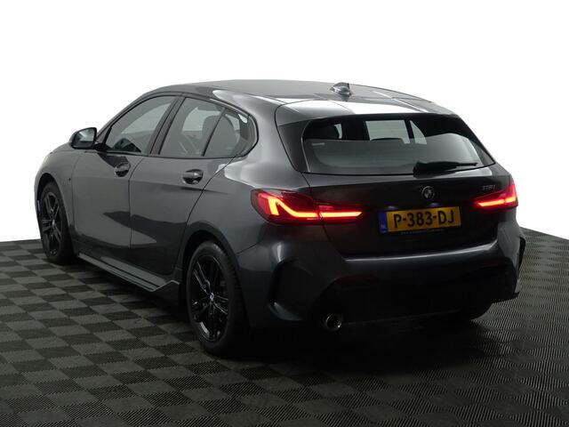 BMW 1-SERIE 118i M Sport Performance Aut- Carplay, Android Auto, Xenon Led, Sfeerverlichting, Stoelverwarming, Shadowline