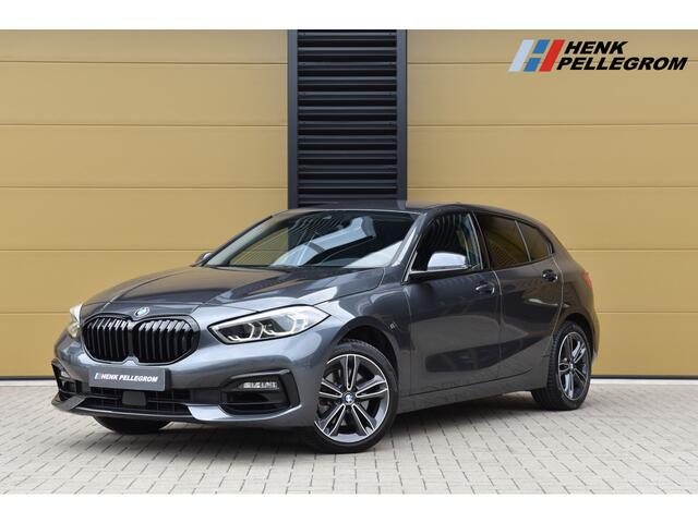 BMW 1-SERIE 118i Executive Edition * Sport line * Lichtpakket * Apple CarPlay * PDC *