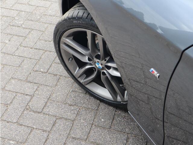 BMW 1-SERIE 118i Edition M Sport Shadow High Executive | Leder | HIFI | Sportstoel |