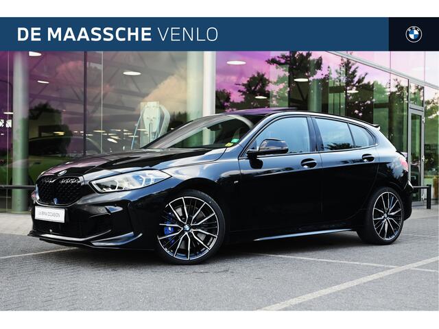 BMW 1-SERIE M135i xDrive High Executive Automaat / Panoramadak / Achteruitrijcamera / Comfort Access / M Sportonderstel / Live Cockpit Professional / Stoelverwarming