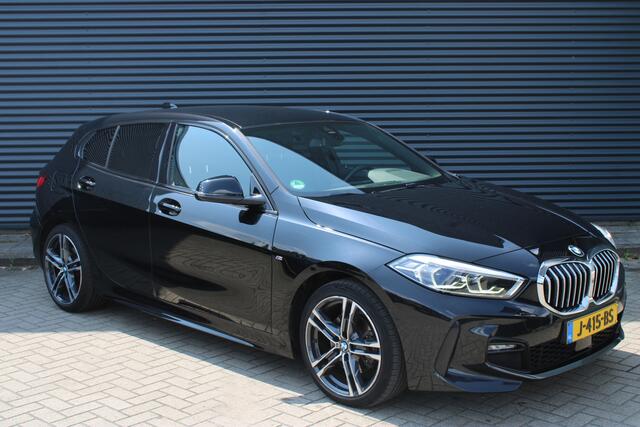BMW 1-SERIE 118i M-Sport Navigatie Camera Full-LED Half-Leder NL-Auto