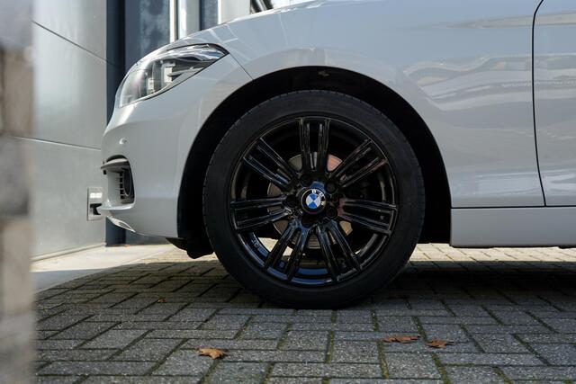 BMW 1-SERIE 118i High Executive