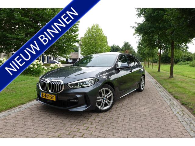 BMW 1-SERIE 118i High Executive M-Sport | Panodak | Stoelverw. | LED | DAB | Camera |