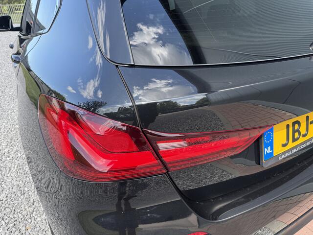BMW 1-SERIE 118i 140pk Automaat High Executive Sportline 5-drs