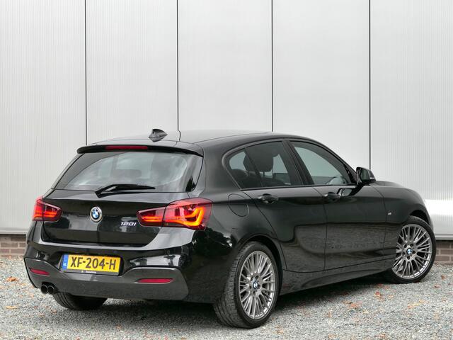 BMW 1-SERIE 120i AUT Executive M-sport Navi / Afneembare trekhaak / Leer / Led