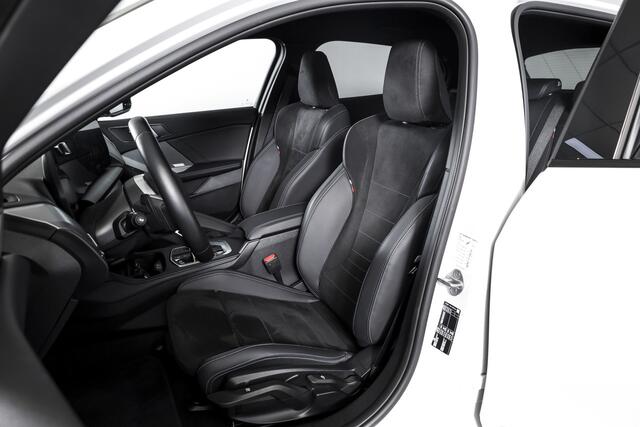 BMW 1-SERIE 120 M Sport - Automaat | Dig. Cockpit | Adapt. Cruise | Harman/Kardon | Stoelverw. | PDC | Camera | NAV + App. Connect | ECC | DAB | LM 18" | 9351