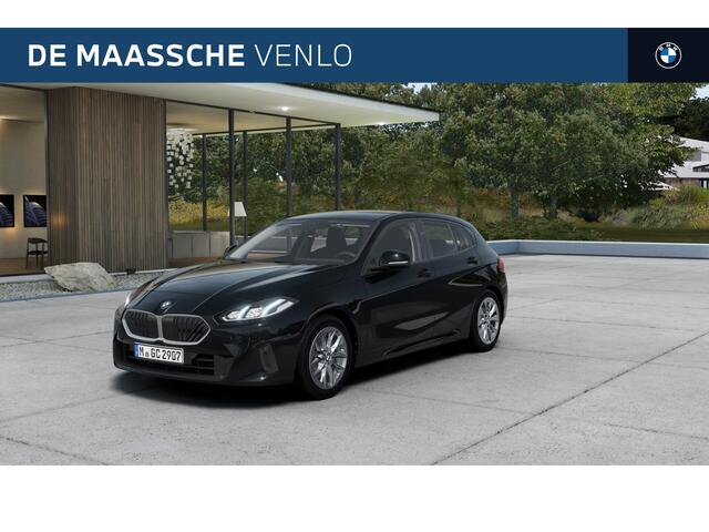 BMW 1-SERIE 120 Automaat / Sportstoelen / Achteruitrijcamera / Stoelverwarming