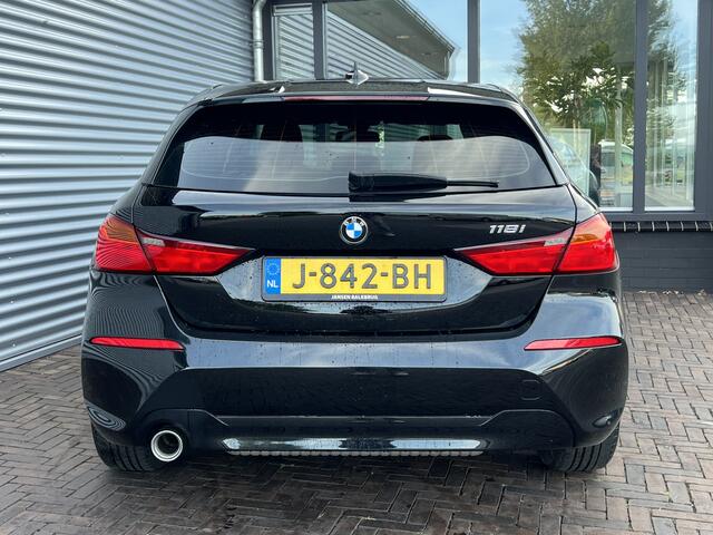 BMW 1-SERIE 118i lage km