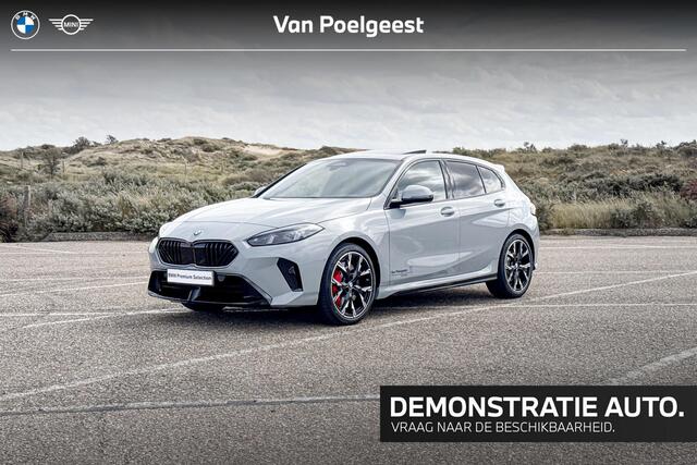 BMW 1-SERIE 120 M Sport Design Edition | M Sport | Glazen Panoramadak | Harman Kardon | Comfort Access |