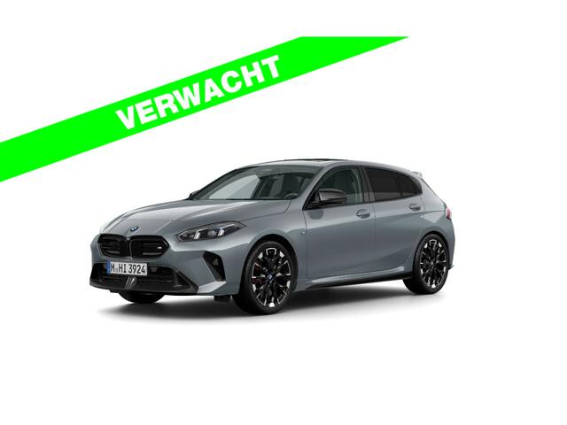 BMW 1-SERIE M135 xDrive M-Sport Pro - Pano - Harman Kardon - Driving Ass Plus