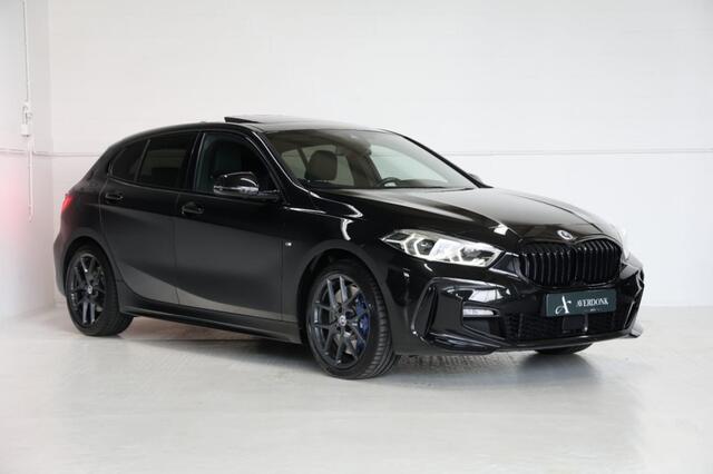 BMW 1-SERIE 118i M-Sport Aut. NAP|Pano|Stoelvw|Cam|Trekhaak|Leder