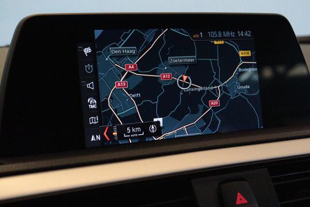 BMW 1-SERIE 118i Executive Automaat | NAVI | CLIMA | PDC ACHTER | CRUISE | LEER |