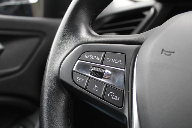 BMW 1-SERIE 118i Executive Edition | Cruise Control | Origin NL | Parkeersensoren | Navigatie