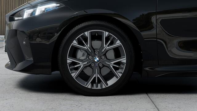 BMW 1-SERIE 120 M Sport Automaat / Sportstoelen / Achteruitrijcamera / M Adaptief onderstel / Comfort Access / Adaptieve LED / Stoelverwarming