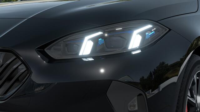 BMW 1-SERIE 120 M Sport Automaat / Sportstoelen / Achteruitrijcamera / M Adaptief onderstel / Comfort Access / Adaptieve LED / Harman-Kardon