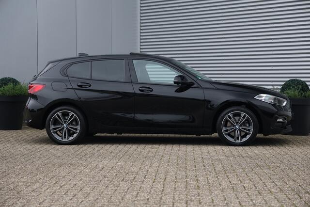 BMW 1-SERIE 118i Executive Sportline NAP|Pano|Trekh|Cam|Leder|Sportst