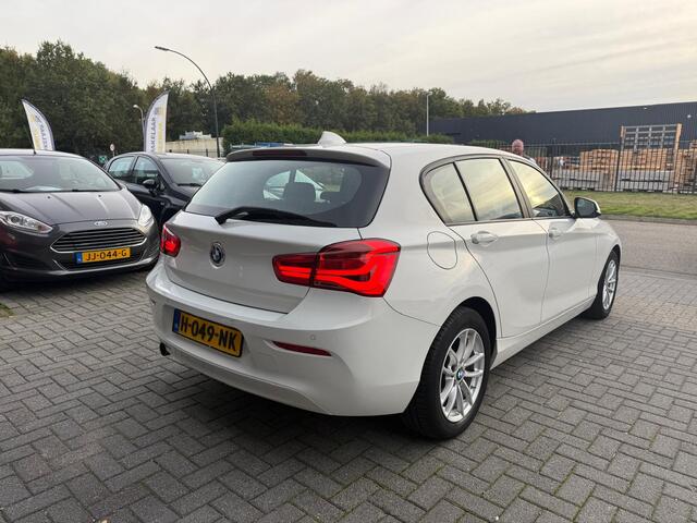 BMW 1-SERIE 116i Centennial High Executive | 1E EIGENAAR | 12MND GARANTIE | AIRCO | CRUISE | STOELVERWARMING | LMV |