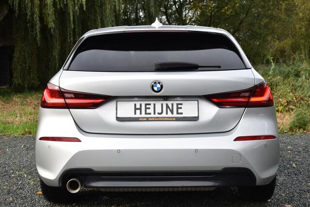 BMW 1-SERIE 118IA 140PK HIGH EXECUTIVE CAMERA/NAVI/HALF-LEDER