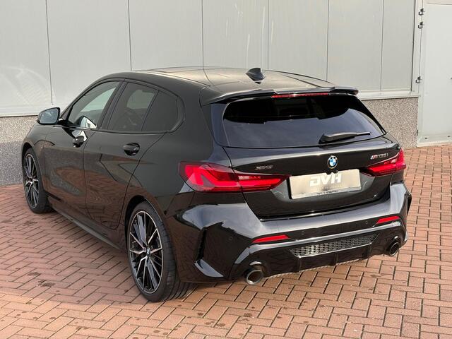BMW 1-SERIE M135i xDrive