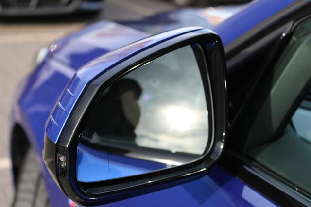 BMW 1-SERIE 120 M Sport Automaat / Sportstoelen / Achteruitrijcamera / M Adaptief onderstel / Stoelverwarming