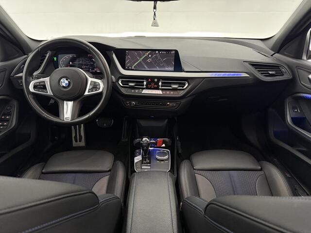 BMW 1-SERIE 118i High Executive 141PK | Pano | Virtual | Sfeerverl | Carplay | Trekh. | Parkeersens. | NAP
