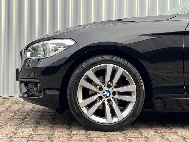 BMW 1-SERIE 116i Sport | Adaptive Led | Stoelverw. | Navigatie