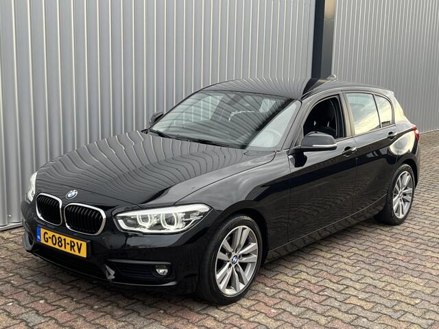 BMW 1-SERIE 116i Sport | Adaptive Led | Stoelverw. | Navigatie
