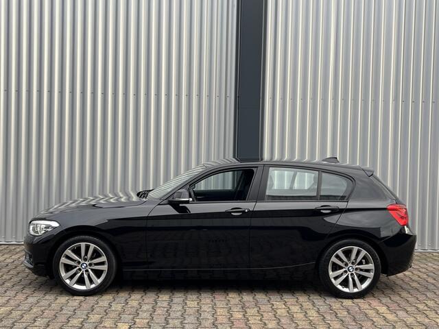 BMW 1-SERIE 116i Sport | Adaptive Led | Stoelverw. | Navigatie