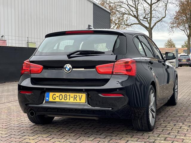 BMW 1-SERIE 116i Sport | Adaptive Led | Stoelverw. | Navigatie