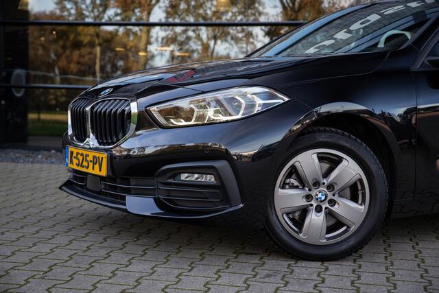 BMW 1-SERIE 118i Executive Edition , Cruise control, Isofix, Apple Carplay/Android,