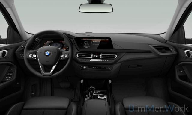 BMW 1-SERIE 118I Sportline,LED,Clima,Navi/Carplay,Digi Display,Dealer OH,
