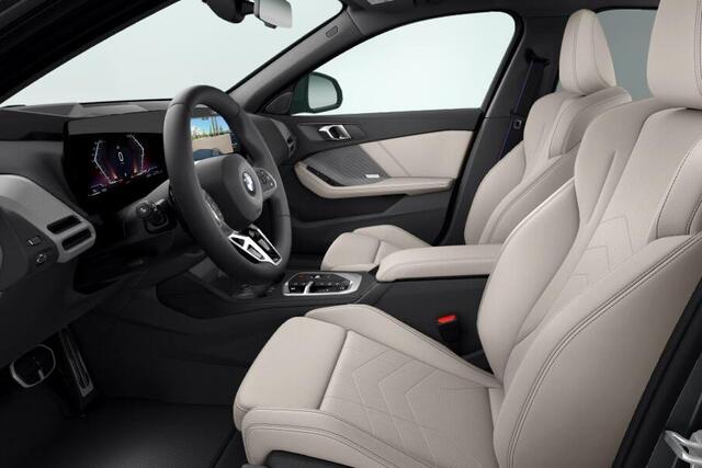 BMW 1-SERIE 120 | M Sport Pro | Innovation Pack | Elektrisch Glazen Panoramadak