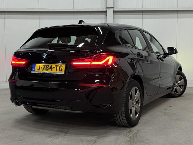 BMW 1-SERIE 118i 141 PK Executive Edition DIGI-DASH NAVI CAMERA PDC LMV