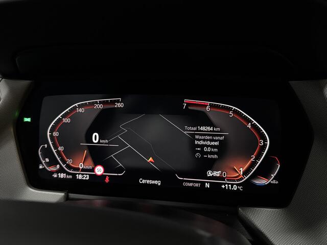 BMW 1-SERIE 118i 141 PK Executive Edition DIGI-DASH NAVI CAMERA PDC LMV