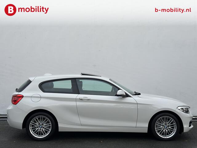 BMW 1-SERIE 120i Executive Sport Line Automaat Schuif/kanteldak | Achteruitrijcamera | Apple CarPlay | LED-koplampen | Sportstoelen