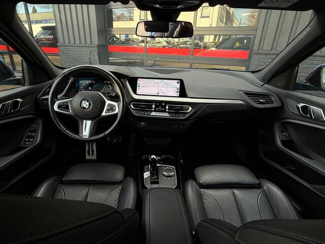 BMW 1-SERIE 118i M-Sport vol Leer Bovag garantie Apple carplay Misano bleu