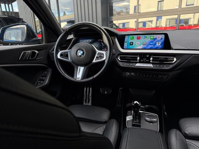 BMW 1-SERIE 118i M-Sport vol Leer Bovag garantie Apple carplay Misano bleu