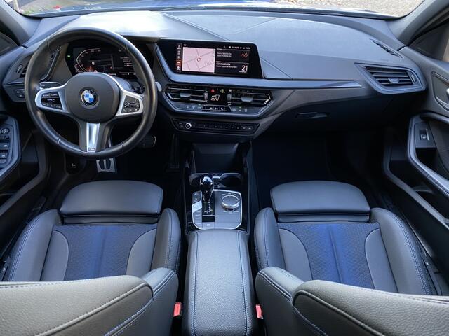 BMW 1-SERIE 118i M Sport Pakket / M Sport Stoelen